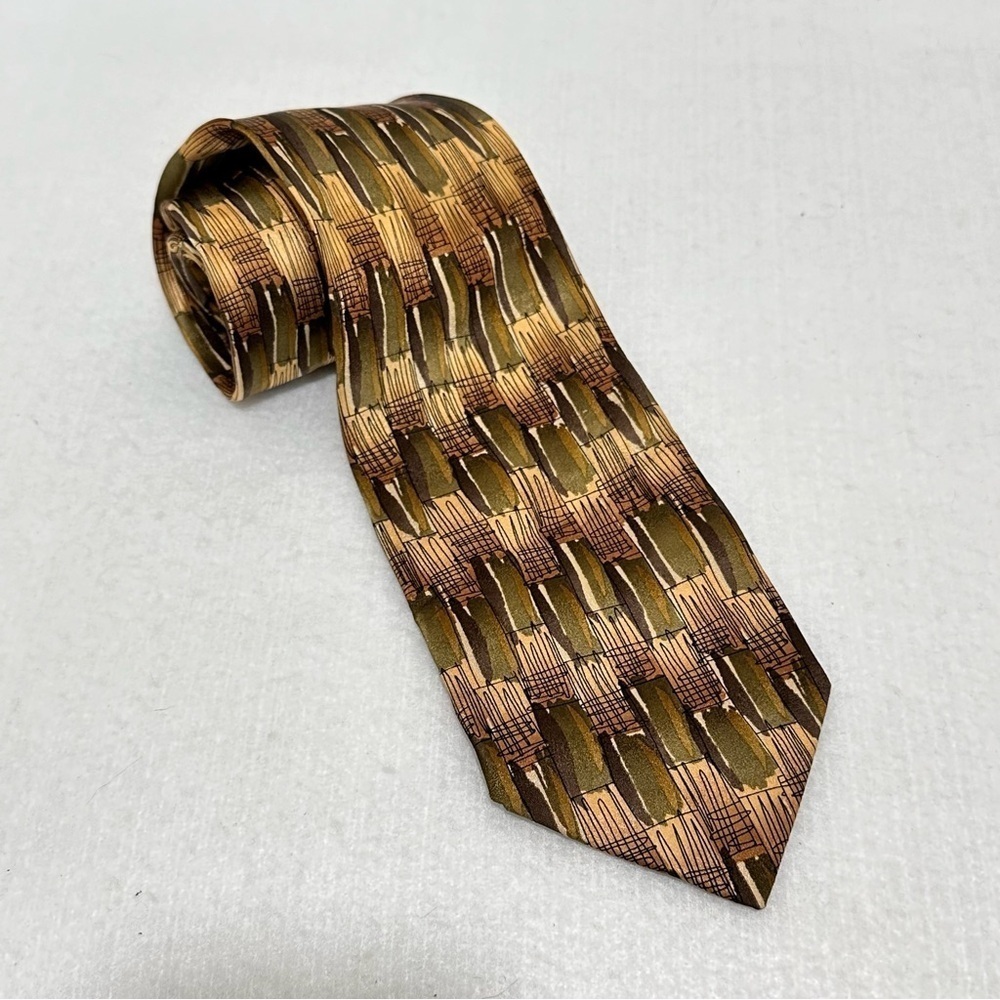 Jerry Garcia 100% silk men’s tie, Limited Edition Paris in the Rain 2005​​​​​​​​